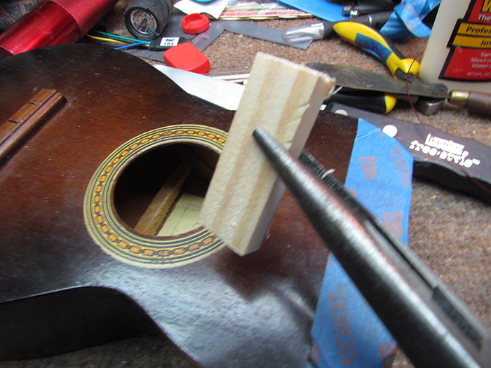 P'Mico 'Collegiate' Soprano Ukulele Neck Repair Crawls Backward (When