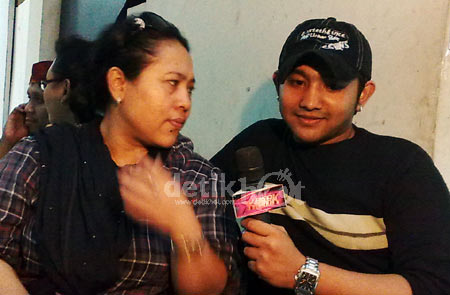 Foto-Foto Nunung - Baca Saja