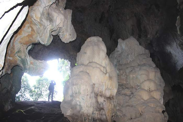 Khám phá vẻ kỳ bí của hang động Pê Răng Ky trên cao nguyên Tủa Chùa - Ảnh 1