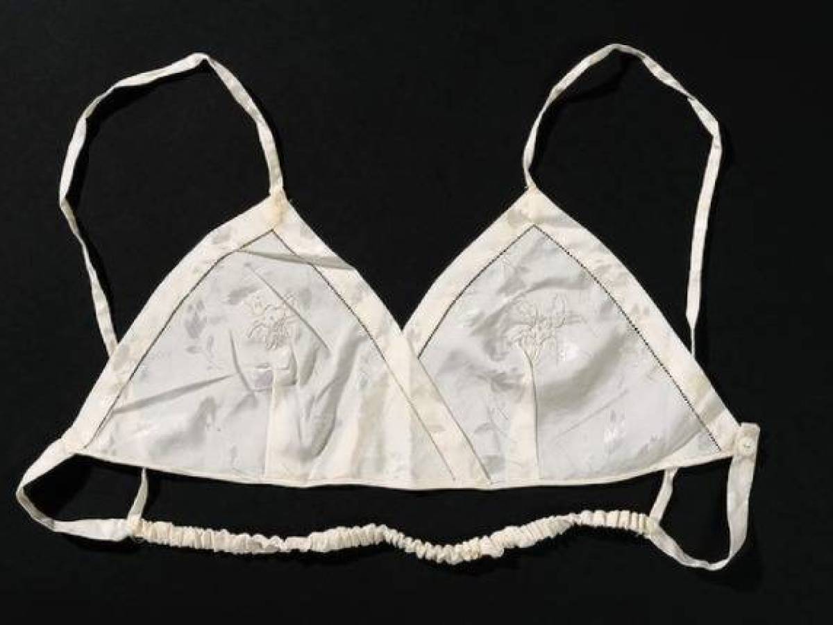 The Hidden History Blog Caresse Crosby How the Inventor of the Bra became the Literary