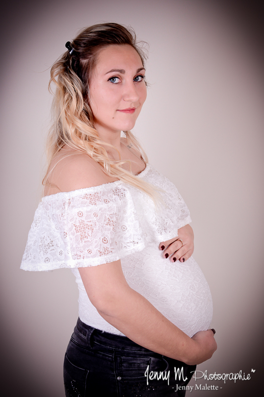 portrait femme enceinte grossesse shooting studio