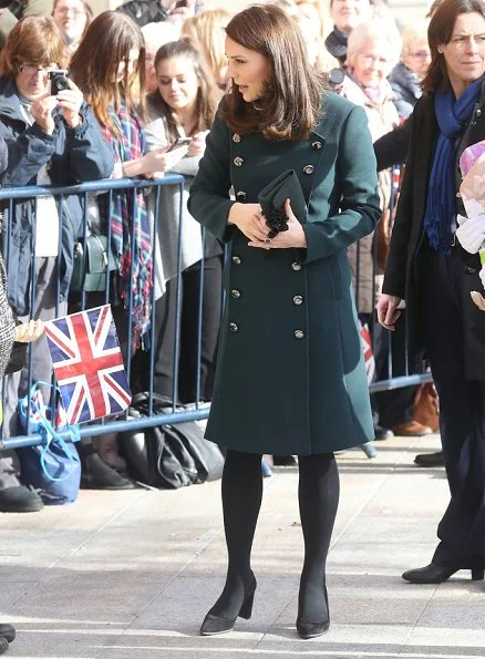 Kate Middleton wore Seraphine Phaedra Woven Maternity Dress