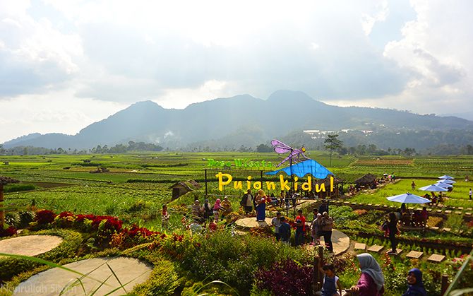 Landmark Desa Wisata Pujon Kidul Malang