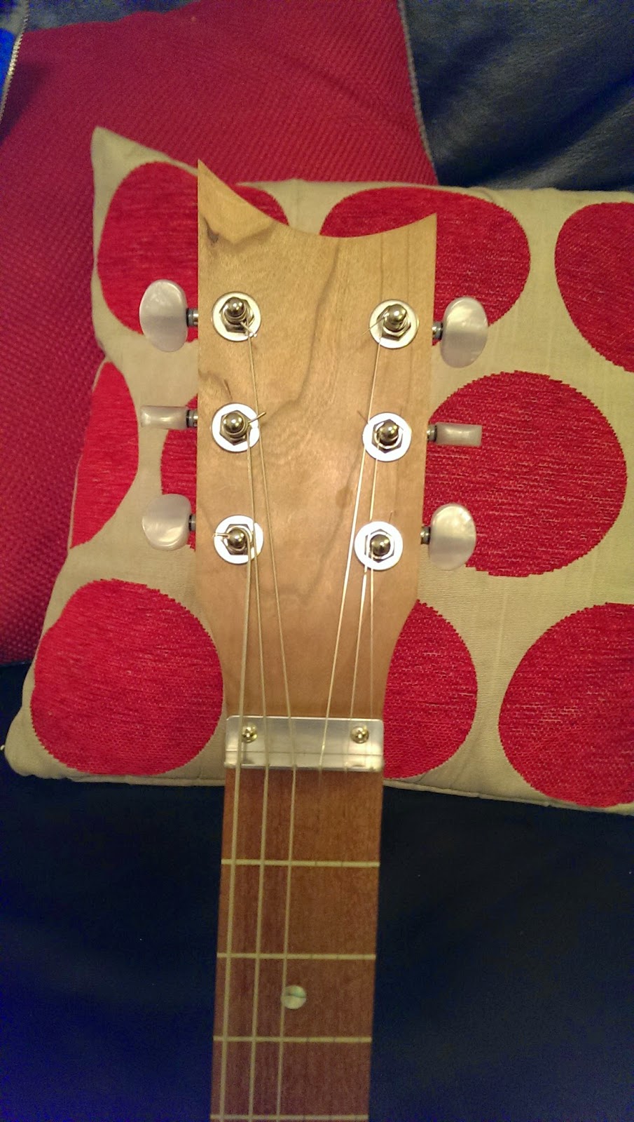 DLP Guitars DLP Lap Steel Guitar 7 Electrics and Stringing Up