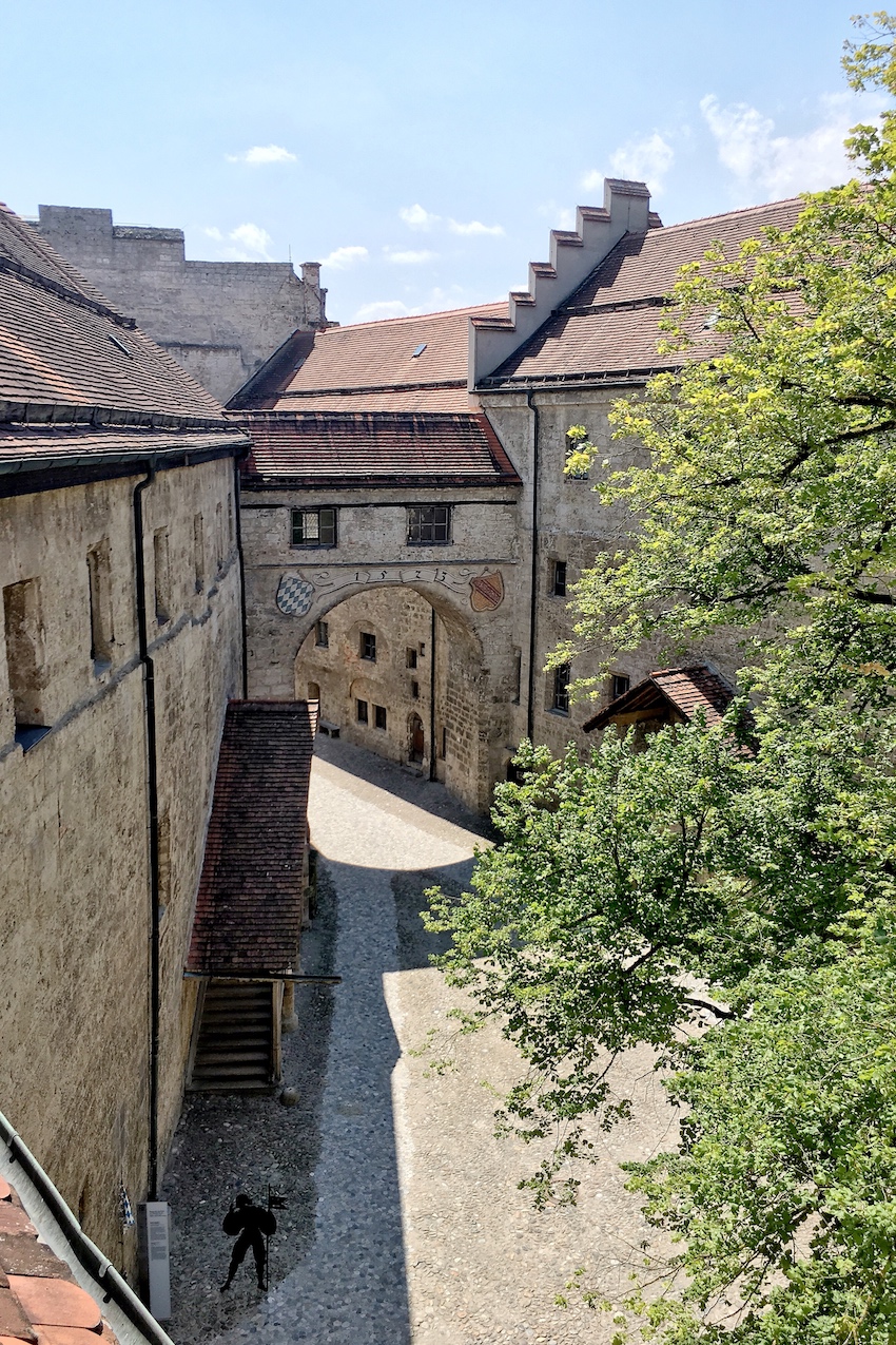 Der Innenhof der Hauptburg Der Innenhof der Hauptburg