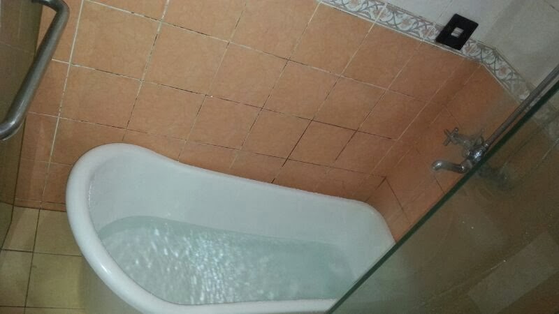 Affordable Bathtub For Singapore HDB Flat and Other Homes Bathroom