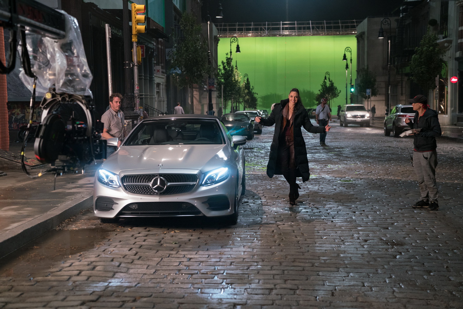 Batman Picks A Fancy Mercedes For His Daily Duties In Justice League