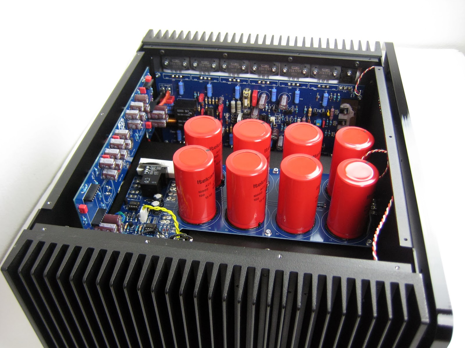 Mono and Stereo High-End Audio Magazine: EAM LAB HA 360.2 amplifier
