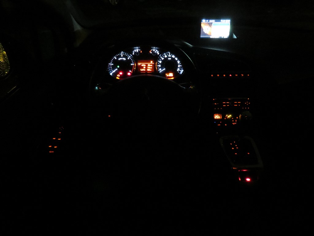 peugeot 5008 allure 1 6 bluehdi eat6