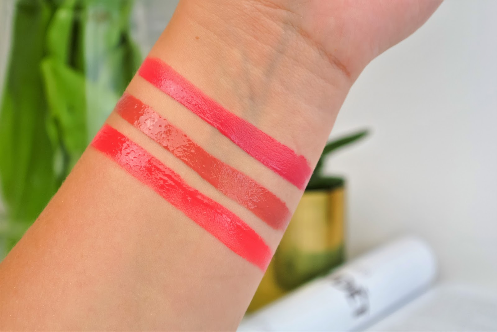 revlon-ultra-HD-tekute-rtenky