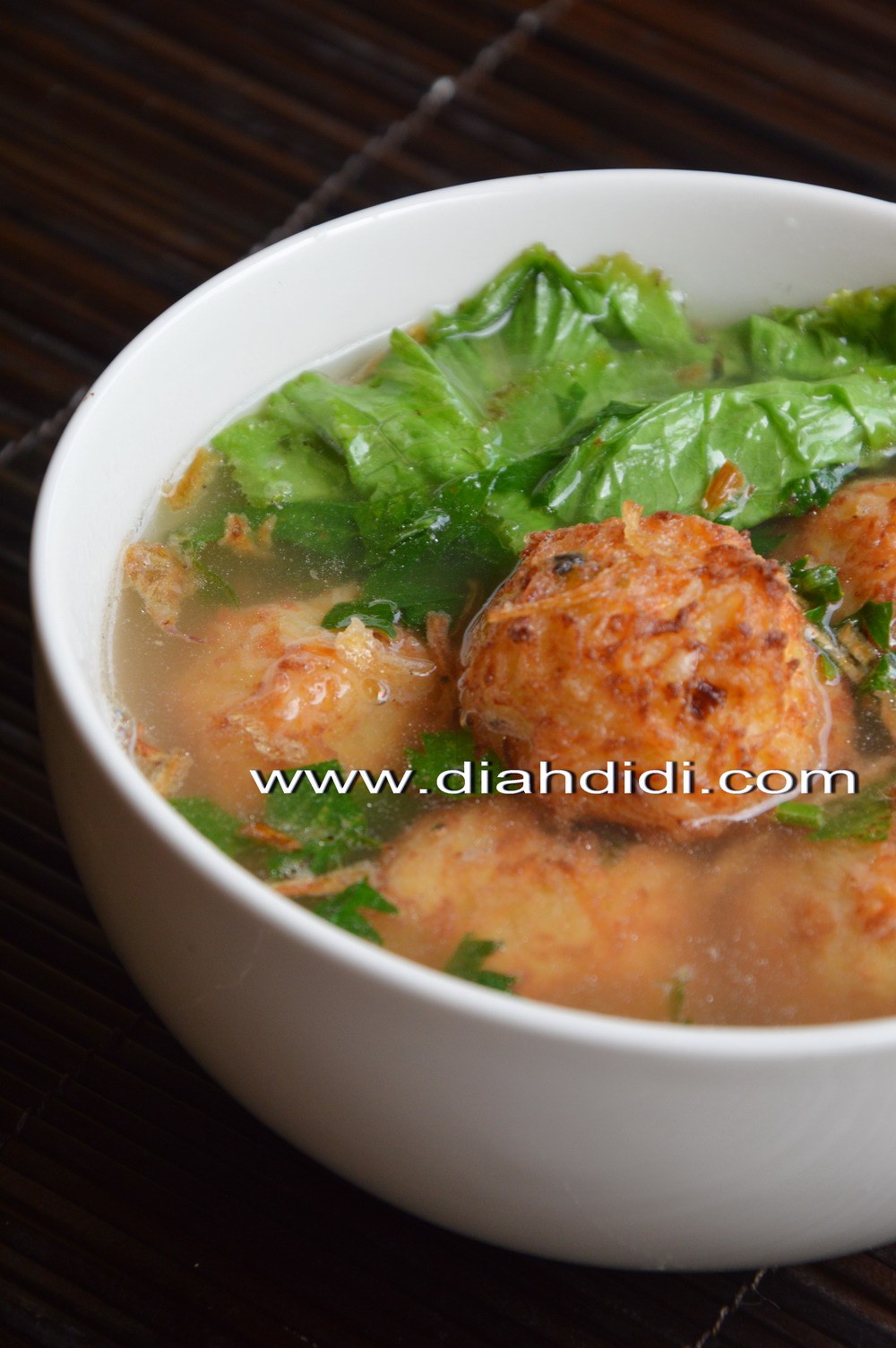 Diah Didi's Kitchen Bakso Goreng Ayam Dan Bihun Isi Telur Puyuh
