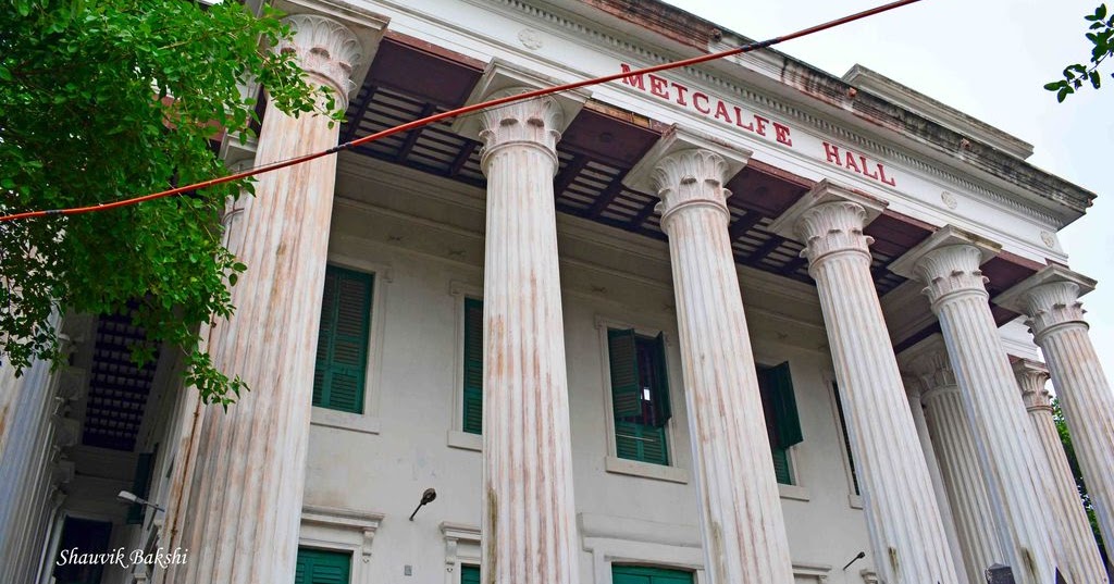 Colonial building Metcalfe Hall, Kolkata