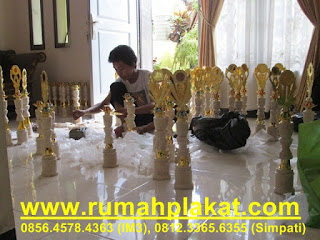 harga piala termurah, desain piala olimpiade, contoh trophy marmer, 0812.3365.6355, www.rumahplakat.com