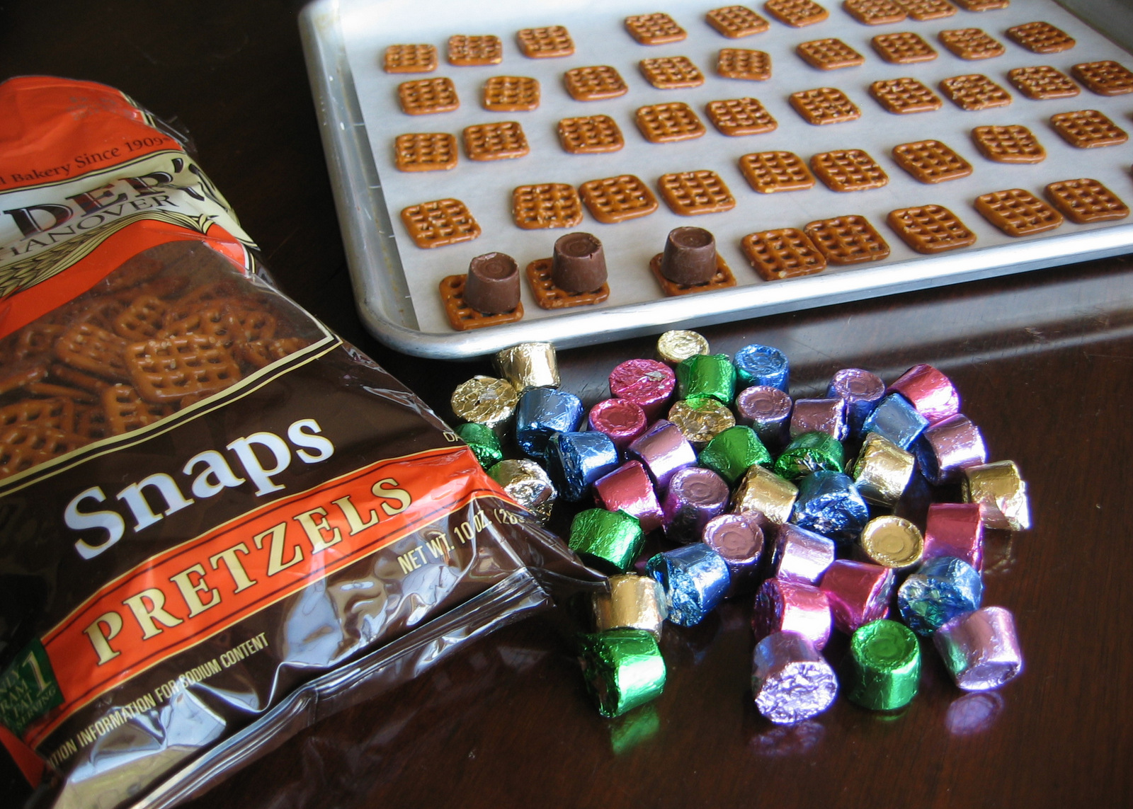 Pink Cookies with Sprinkles Treats as easy as 1...2...3!