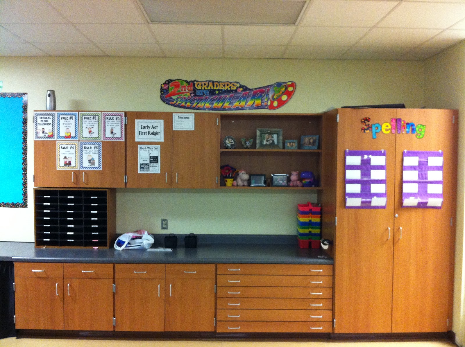 Spectacular 2nd Grade: Classroom Setup - Week Two and Three