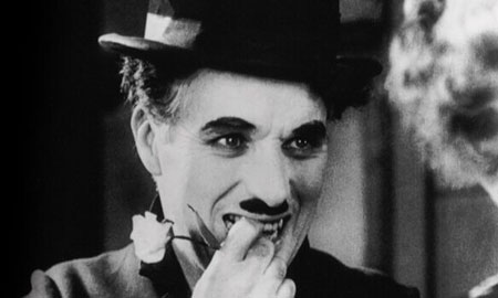 charles-chaplin-sorrindo.jpg