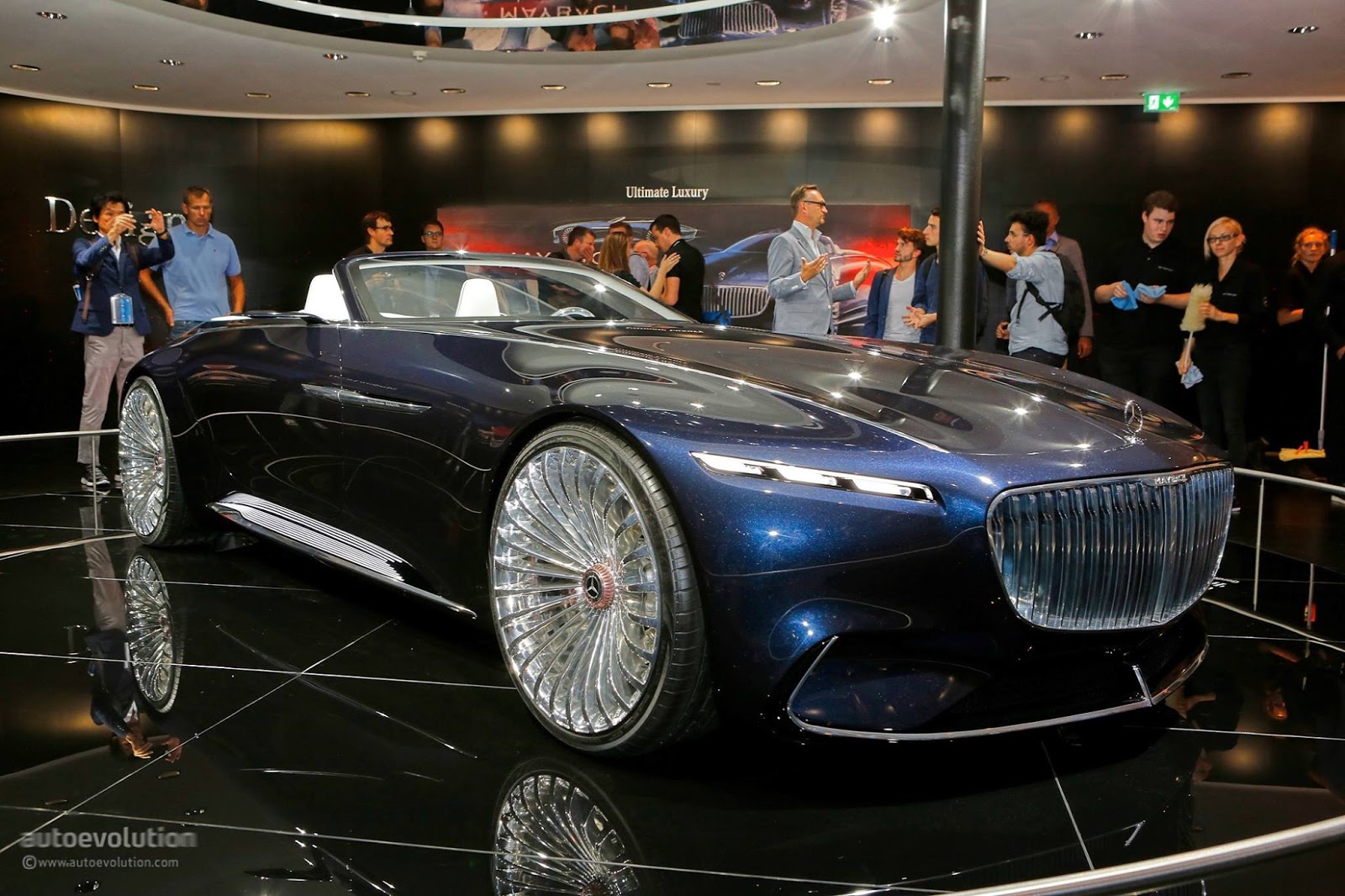 Vision MercedesMaybach 6 Cabriolet Azul Carro Luxuoso