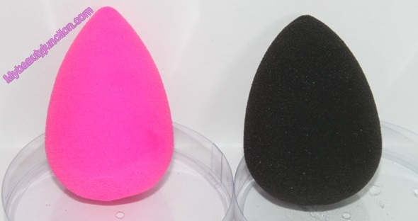 Original Beautyblender Pink vs Pro Black sponges comparison