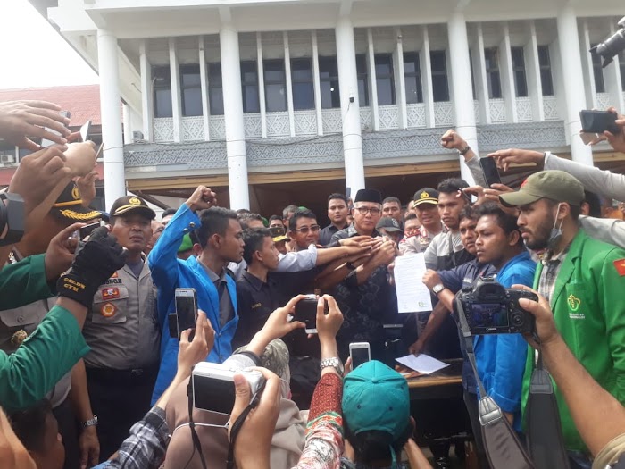 Teken Surat Tolak PT EMM, Nova Iriansyah Siap Keluarkan Rekom Pencabutan Izin