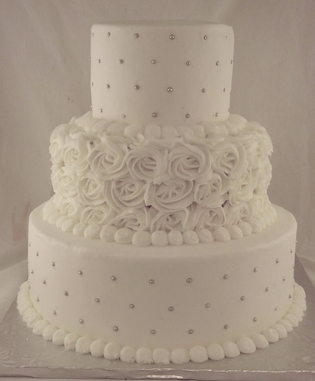 Sugar E Sweets Dots And Ercream Roses Wedding Cake Dots And Ercream Roses Wedding Cake