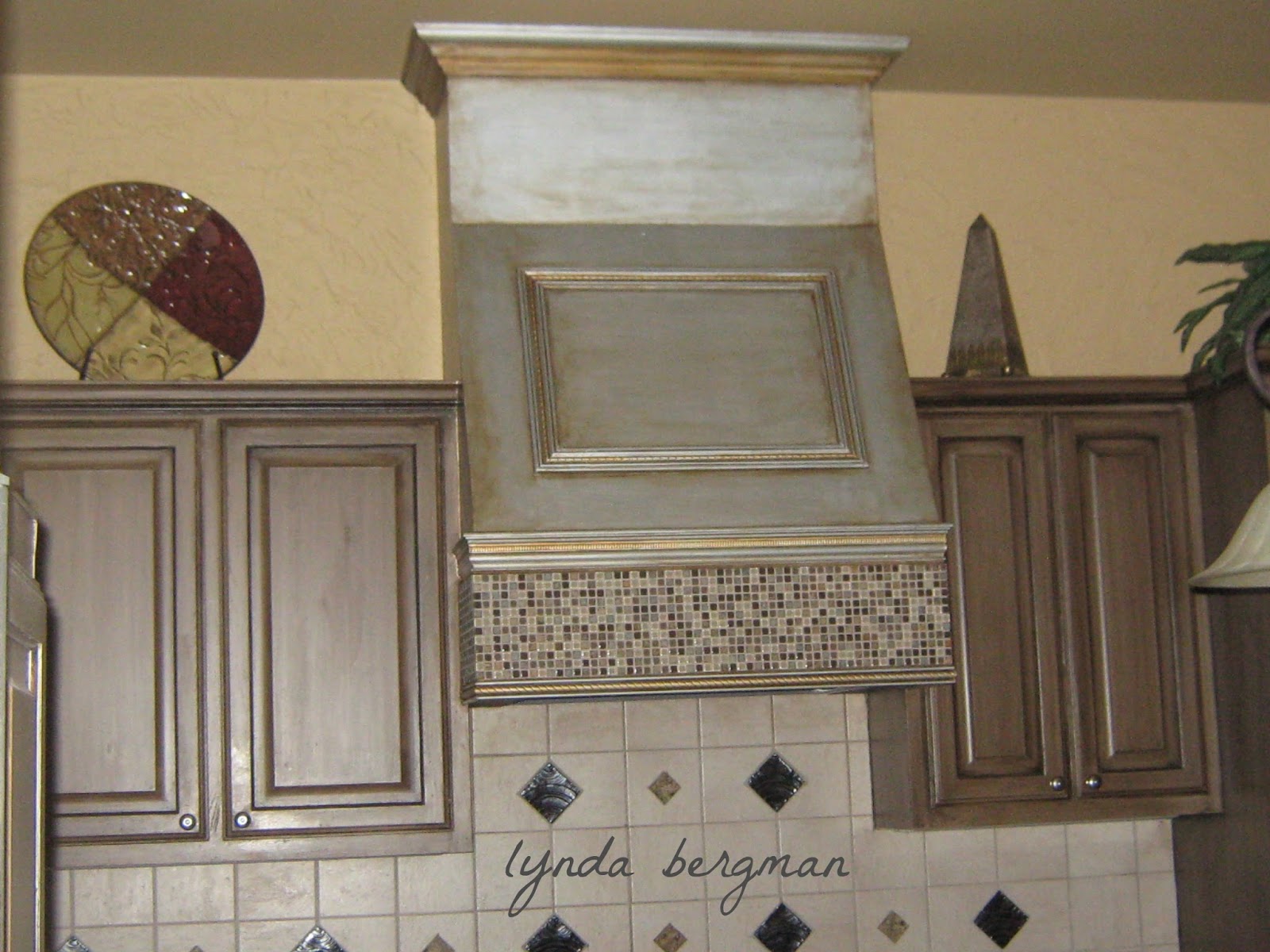 LYNDA BERGMAN DECORATIVE ARTISAN PAINTING STEPHANIE'S NEWLY BUILT VENT