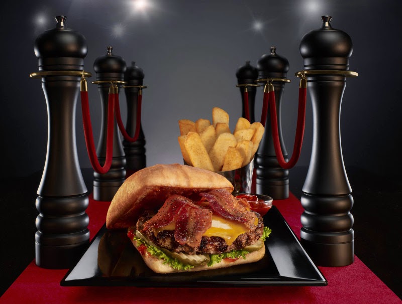 News Red Robin New Smoke & Pepper Signature Burger