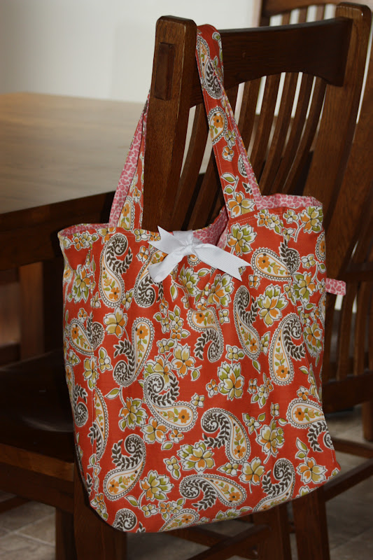 My Three Gs: Tote bags and Etsy