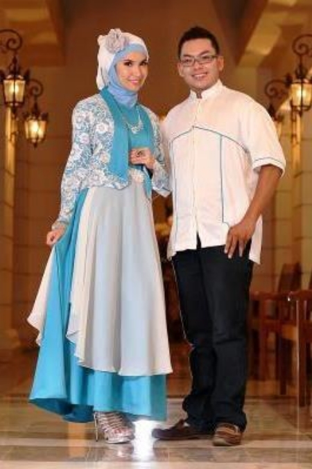 10 Baju  Muslim  Couple  Bahan Satin Terbaru UPDATE 