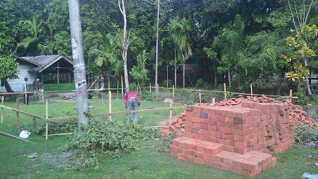 Proses Pembangunan Kantor Desa 5 Gampong Meunasah Blang Krueng Semideun Kec. Peukan Baro Kab. Pidie - Aceh