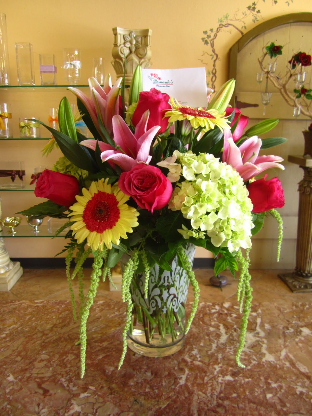 Bernardo's Flowers Flower Vase Arrangement