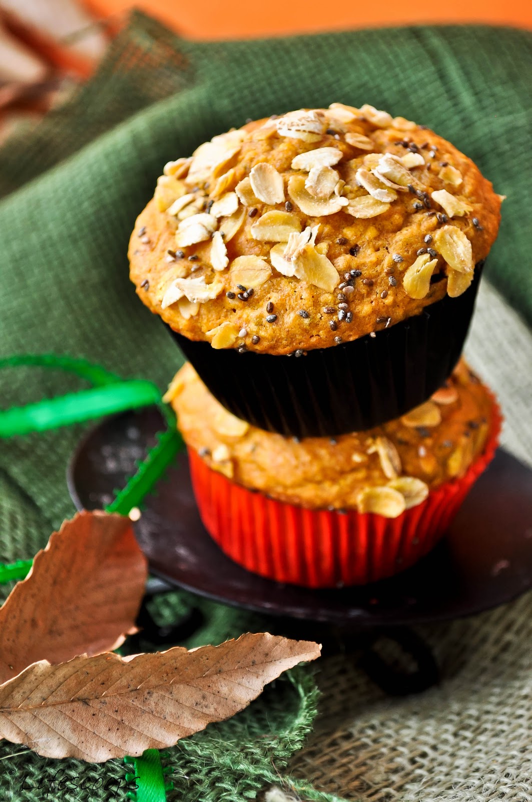 Life Scoops Pumpkin Oats Muffins with Cranberries and Chia seeds + How