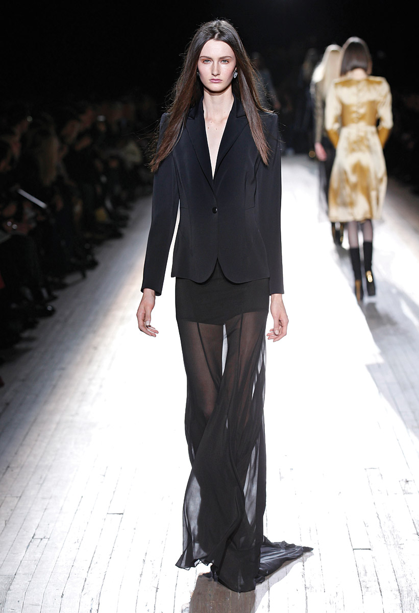 Spikes and Diamonds: Sweaters, Leather, and Mesh Maxis: Theyskens ...