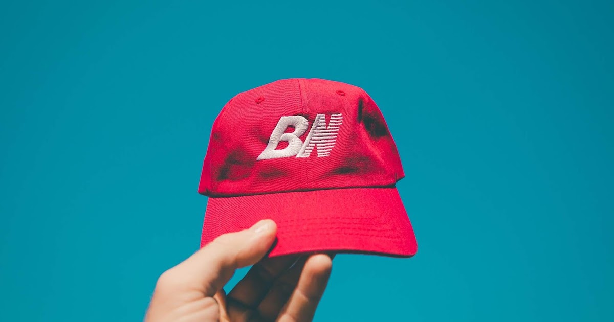 Photo cap hat programmer. Cap cat монтажная программа. фото с зеленым фоном в кеп кут. бейсболка картинка английский язык. кепка белая мокап.