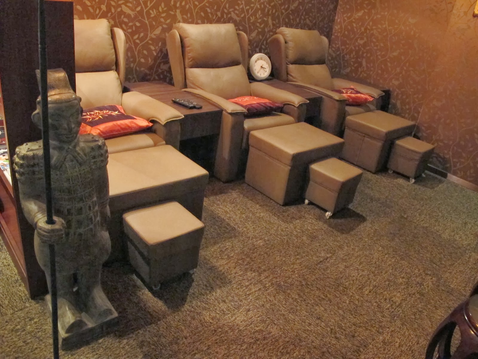 Ziwei's blog [Sponsored] Han Dynasty Foot and body massage + ear