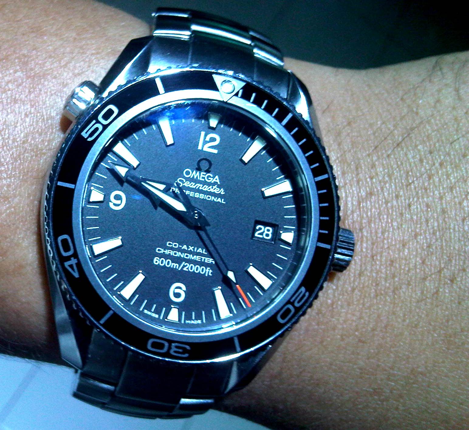 to Vintage Watch World.... Omega Quantum Of Solace