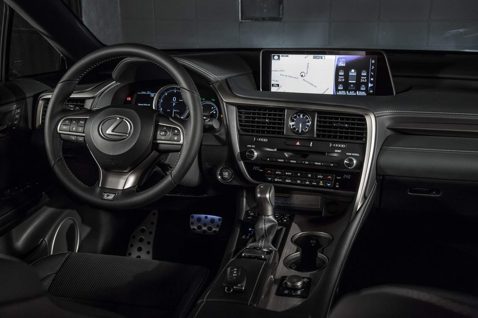 Lexus promove teste drive do RX 350 em Campos de Jordão