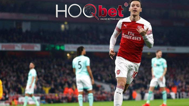 Arsenal Pesta Gol, Hajar Bournemouth 5-1 http://www.liputanskor.com/