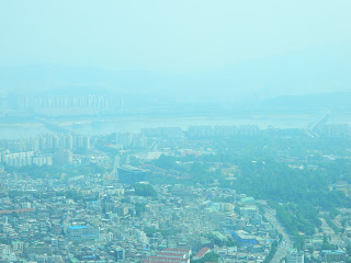 Skyscrapers along the Han river