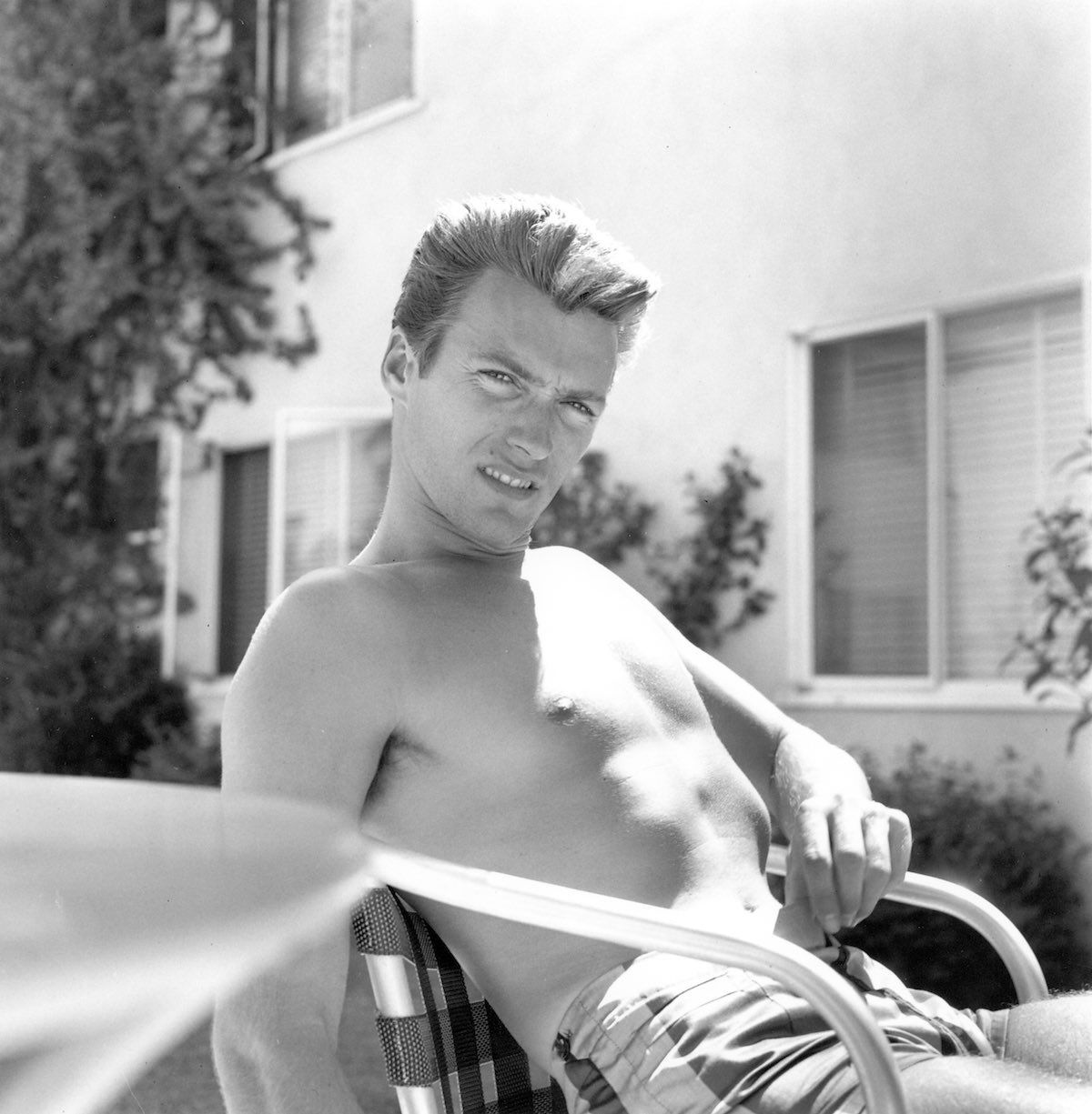 11 Captivating Pictures of a Young and Sexy Clint Eastwood