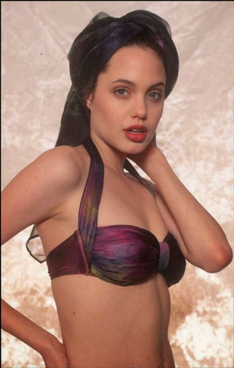 Angelina Jolie Teen Pics 79