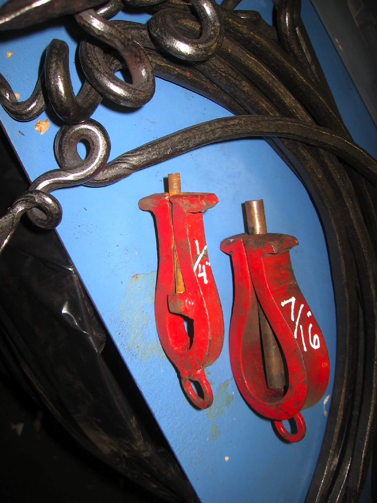 Persimmon Professional Blacksmithing Vise Rivet Head Upset Tool