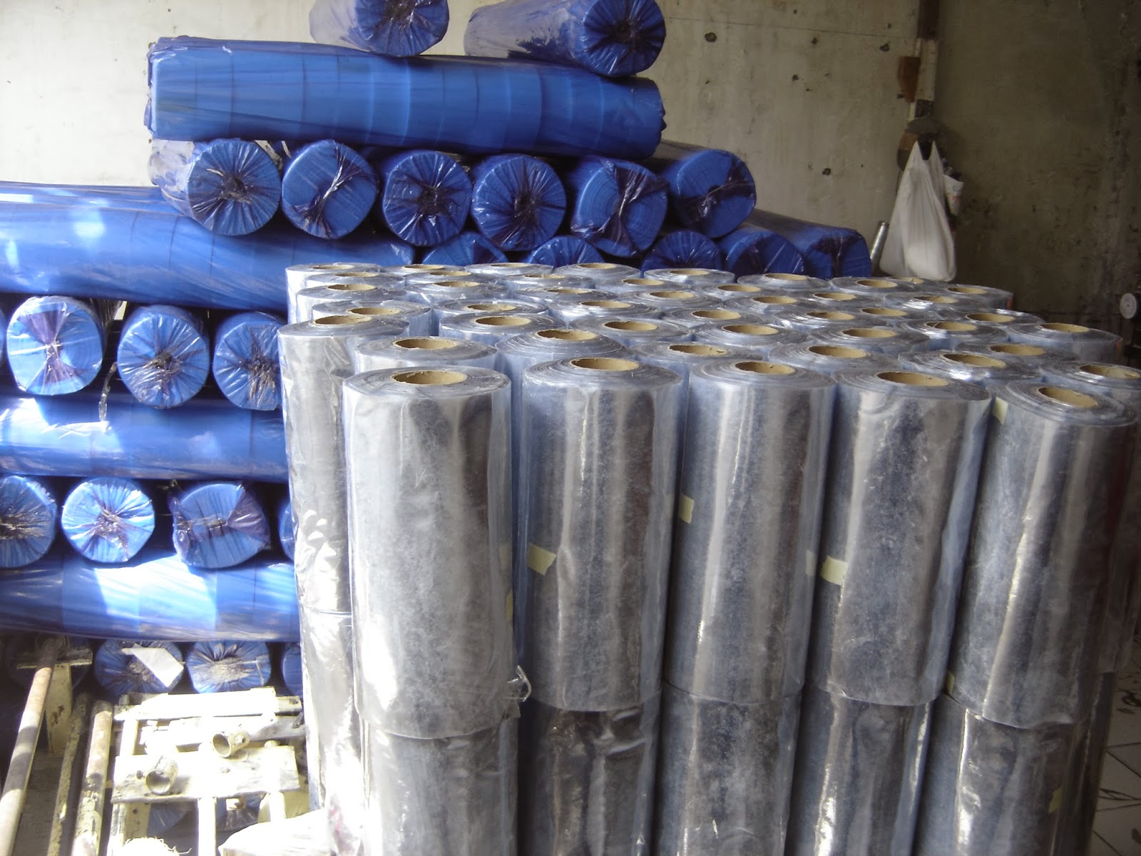 jasa potong bahan plastik mika dll