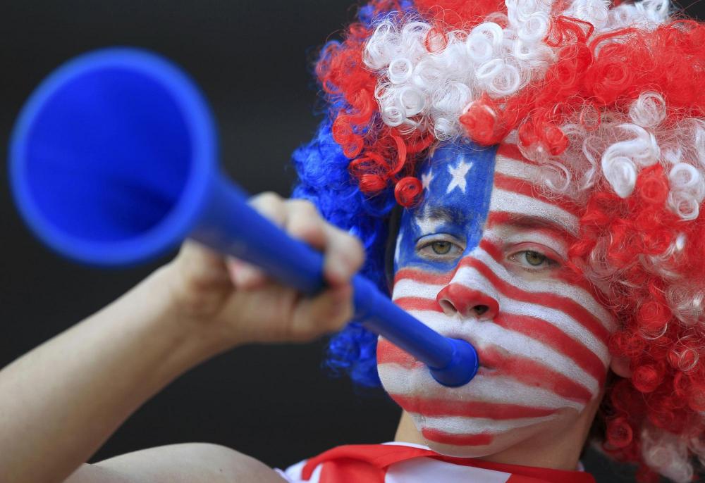 Blow Horn Vuvuzela Festivals Raves Events Random Colors Europe Cup World M Hy