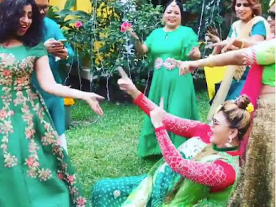 rakhi-naagin-dance-in-bhartis-wedding