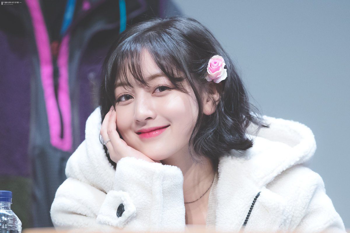 Theqoo Jihyo S Short Hair That Was Described As A Work From God