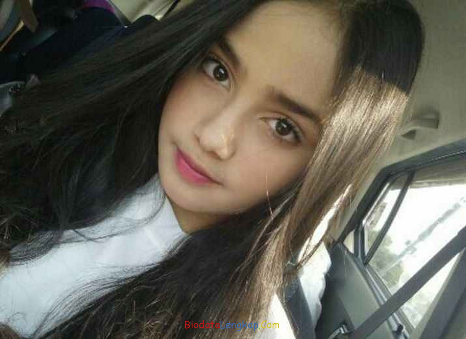 Biodata Syifa Hadju, Agama Dan Foto Terbarunya