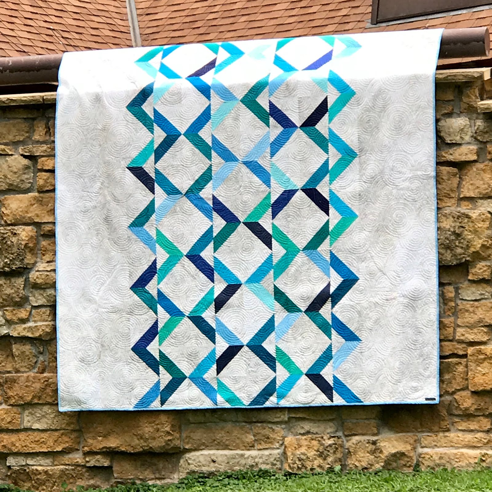 Grace and Peace Quilting → Arrow Point Path Quilt ←