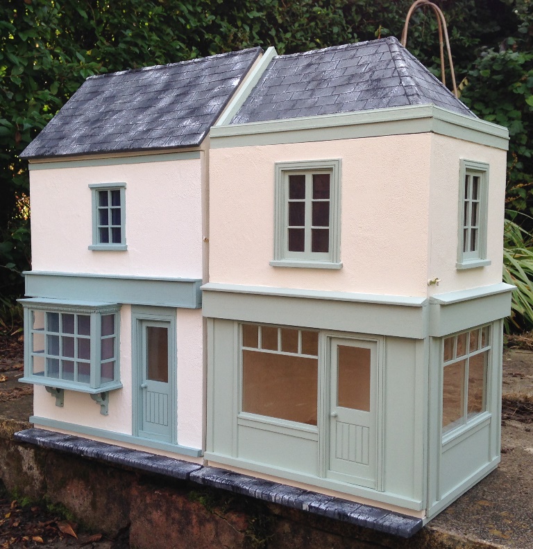 Julie's dolls house blog Two 1/12th Scale Shops