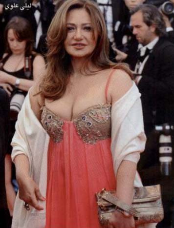 فيس توك | فيس بوك | facebook | نكت 2013: بالصور..فستان ليلى علوي في مهرجان “كان “السينمائي يظهر صدرها