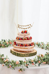 sponge victoria cakes cake natural sweet laid village flowers stand wood autumn